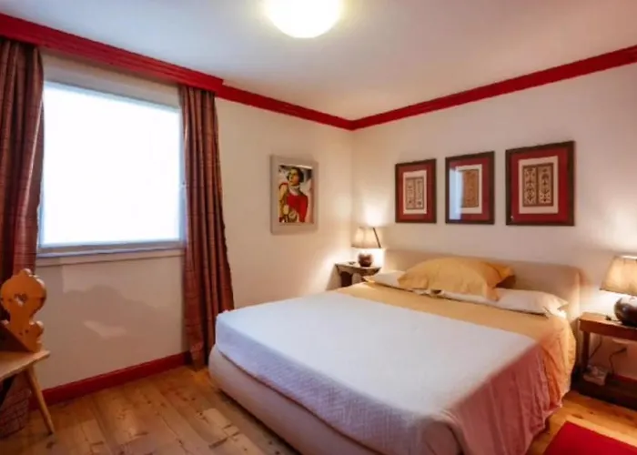 Beautiful Red, La Punt Chamues - Engadin * Ponte