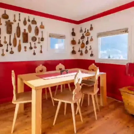 Beautiful Red, La Punt Chamues - Engadin Apartamento Ponte